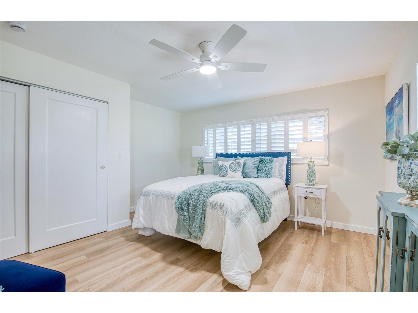 662 Villagrande Avenue S Saint Petersburg FL 33707 TB8495792 image32