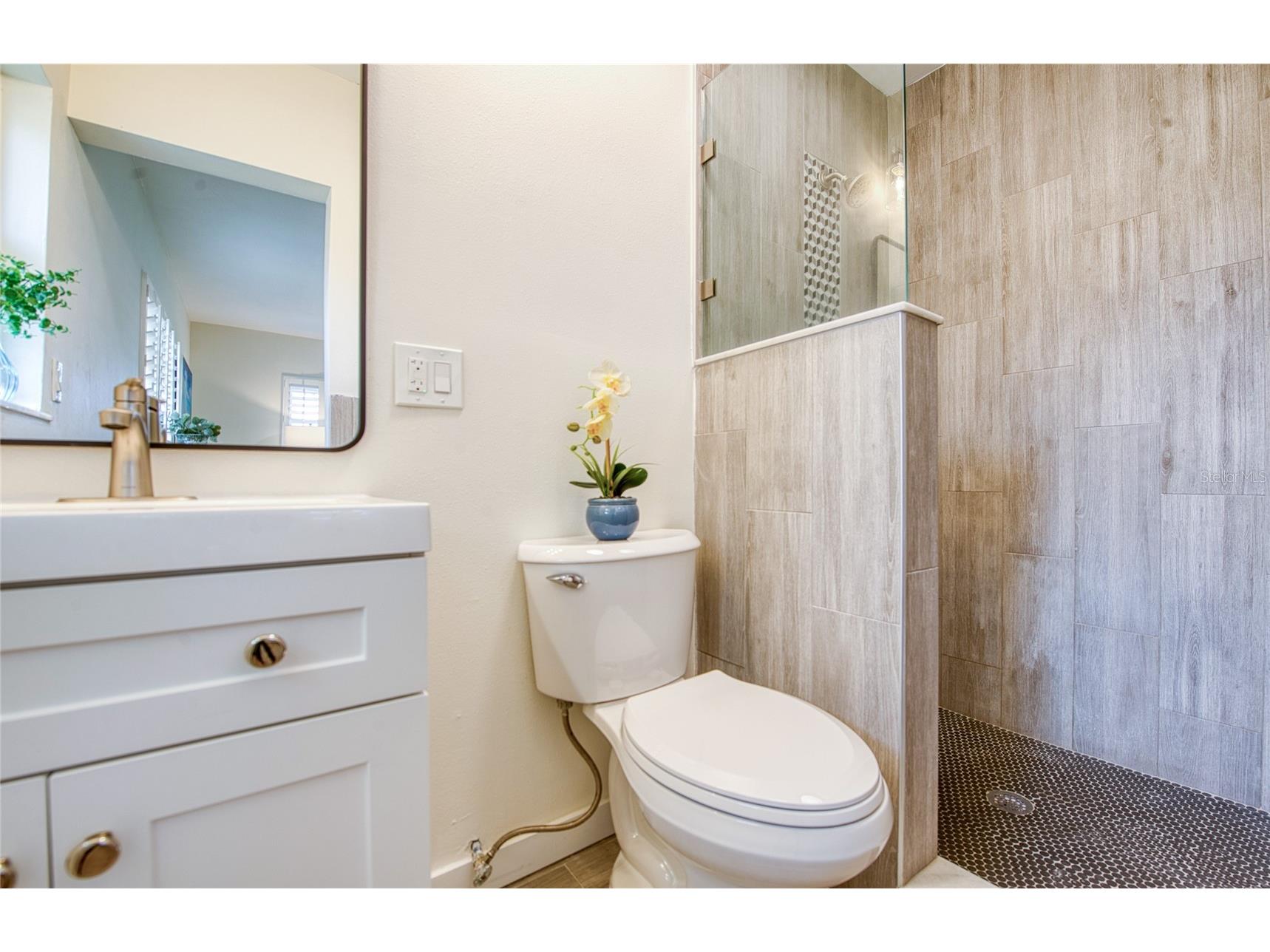 662 Villagrande Avenue S Saint Petersburg FL 33707 TB8495792 image34