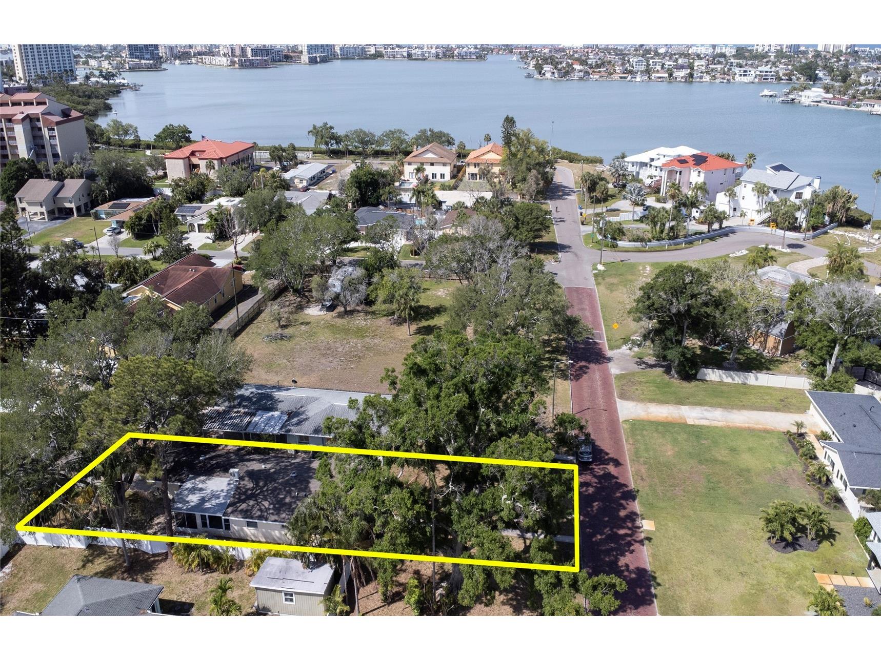 662 Villagrande Avenue S Saint Petersburg FL 33707 TB8495792 image56