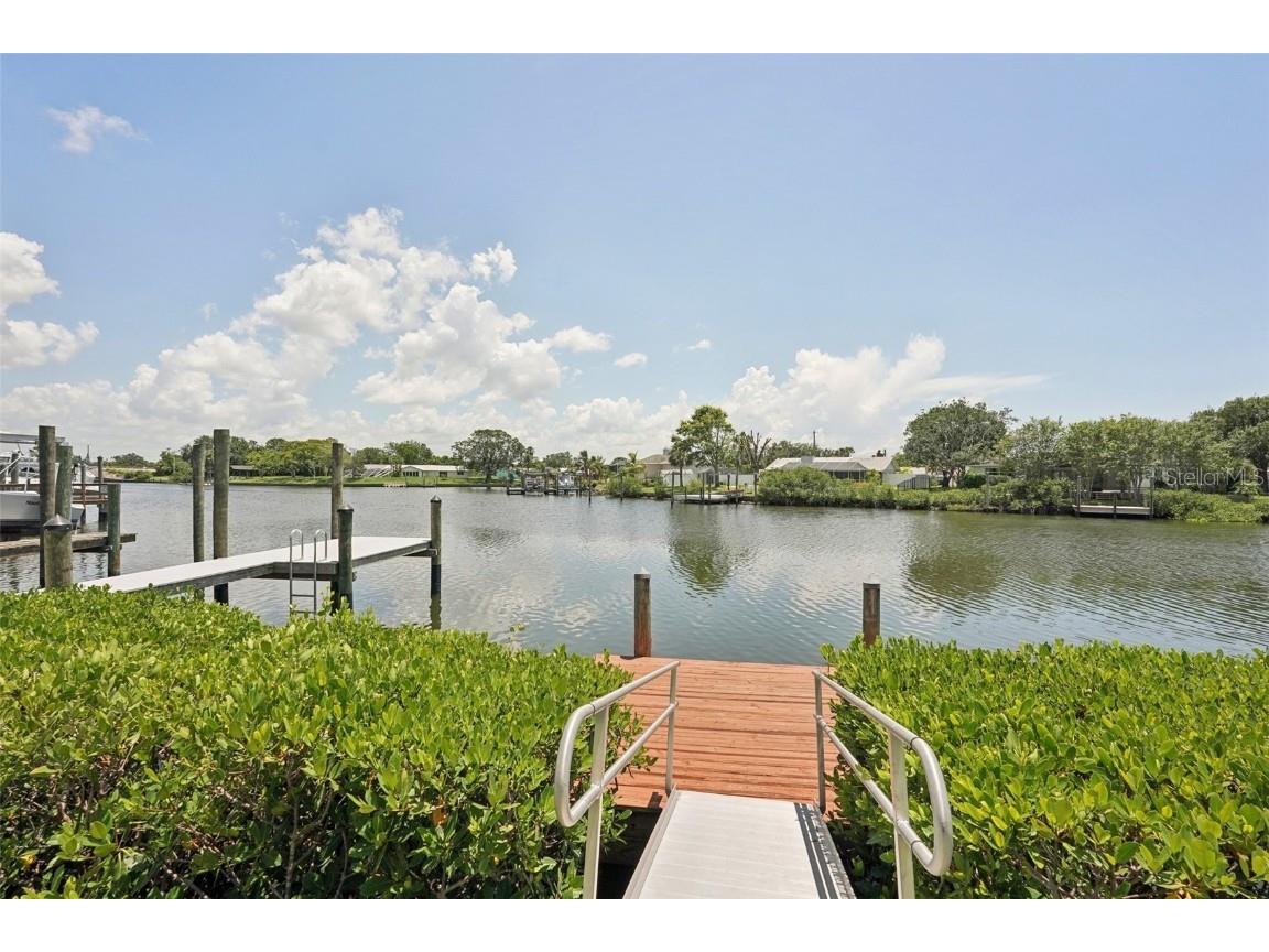 662 Yardarm Drive Apollo Beach FL 33572 TB8421796 image30