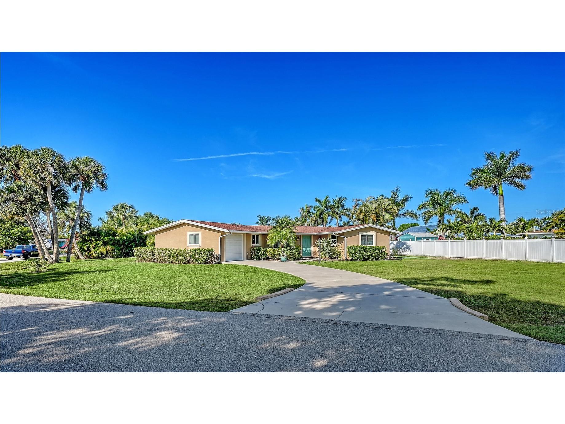6620 Avenue C Sarasota FL 34231 A4688501 image3