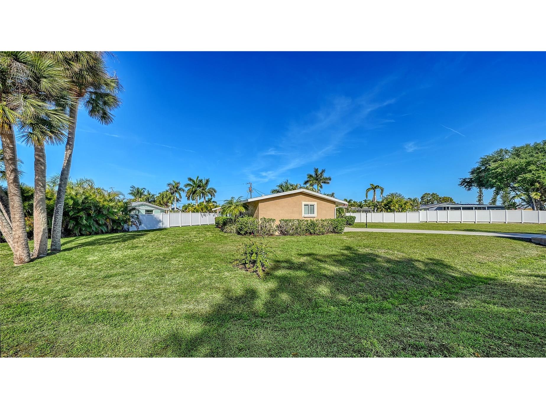 6620 Avenue C Sarasota FL 34231 A4688501 image4