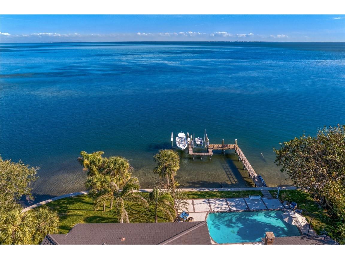 6620 Colony Drive S Saint Petersburg FL 33705 - TAMPA BAY TB8347707 image1