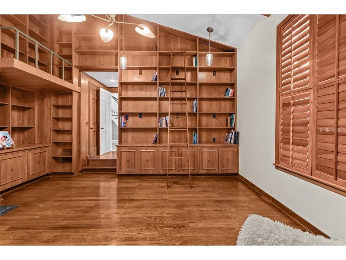 6620 Colony Drive S Saint Petersburg FL 33705 TB8432319 image30