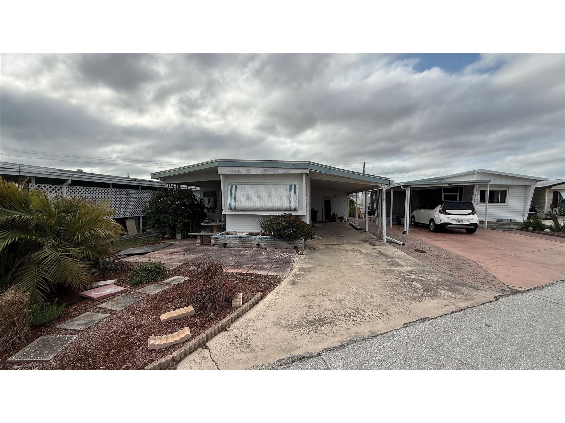 6620 Dakota Street Bradenton FL 34207 A4649650 image1