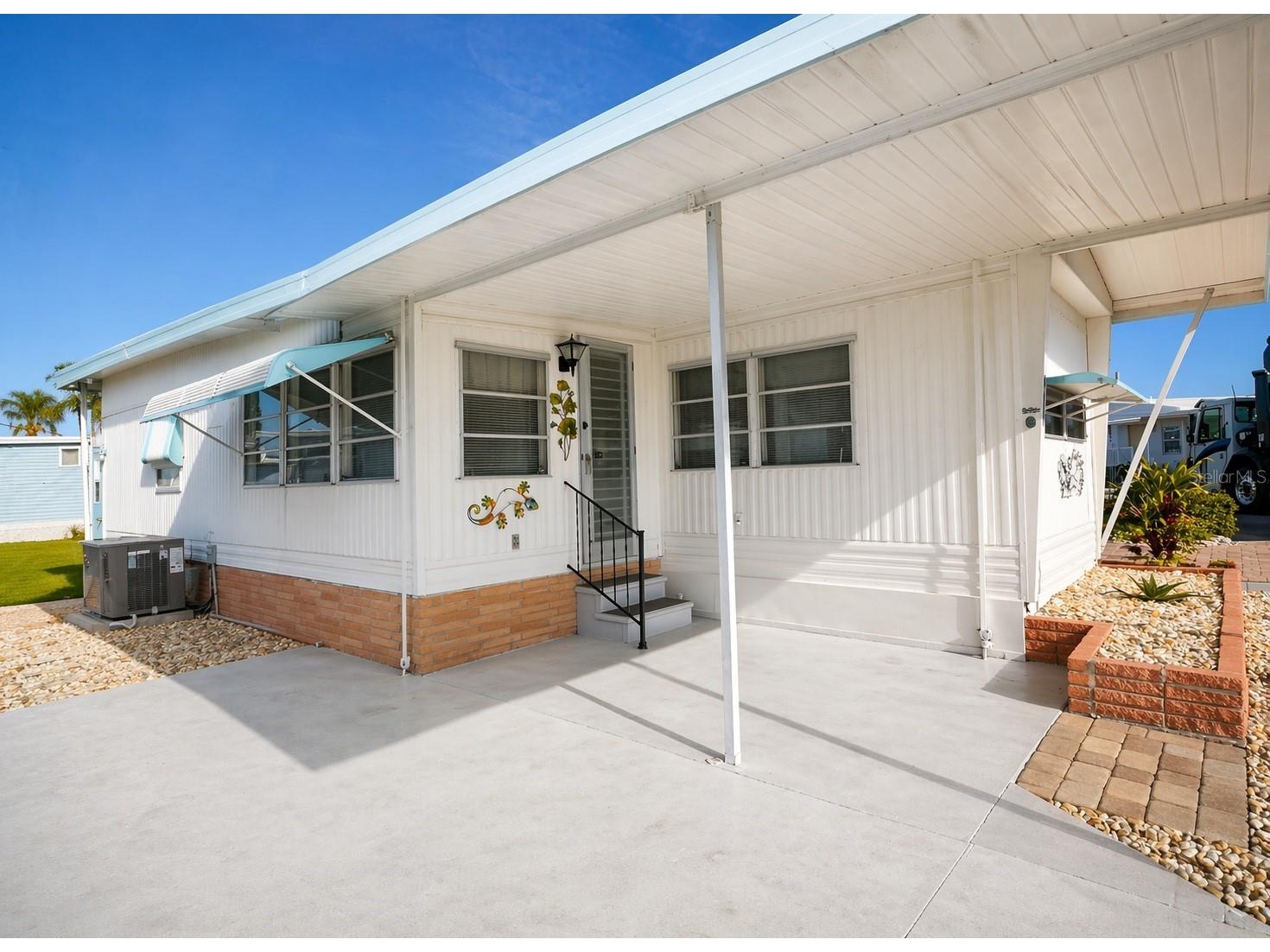 6622 Nebraska Street Bradenton FL 34207 - SARASOTA BAY A4679701 image2