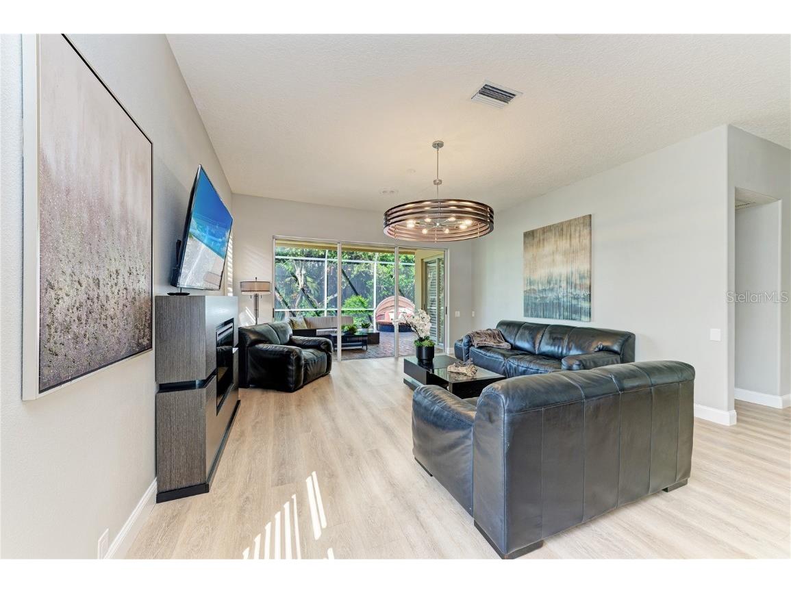 6622 Oakbrooke Circle Bradenton FL 34202 A4664766 image12