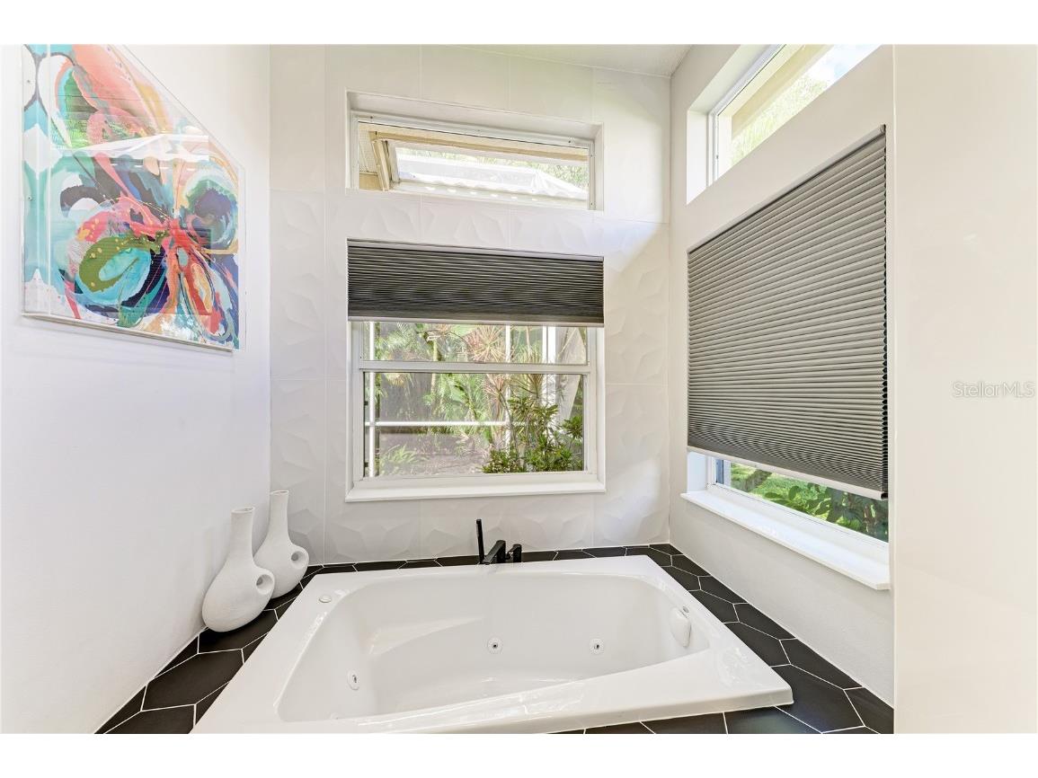 6622 Oakbrooke Circle Bradenton FL 34202 A4664766 image19