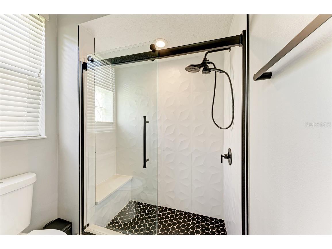 6622 Oakbrooke Circle Bradenton FL 34202 A4664766 image20