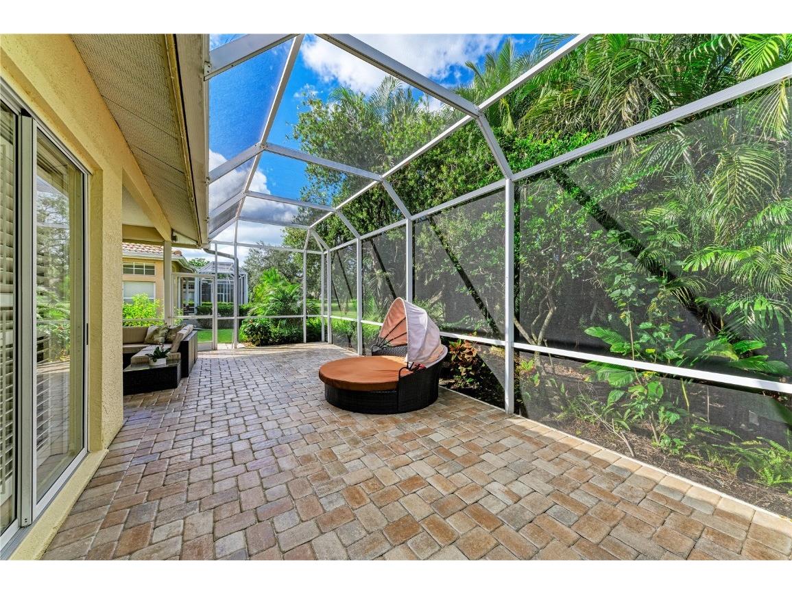 6622 Oakbrooke Circle Bradenton FL 34202 A4664766 image41