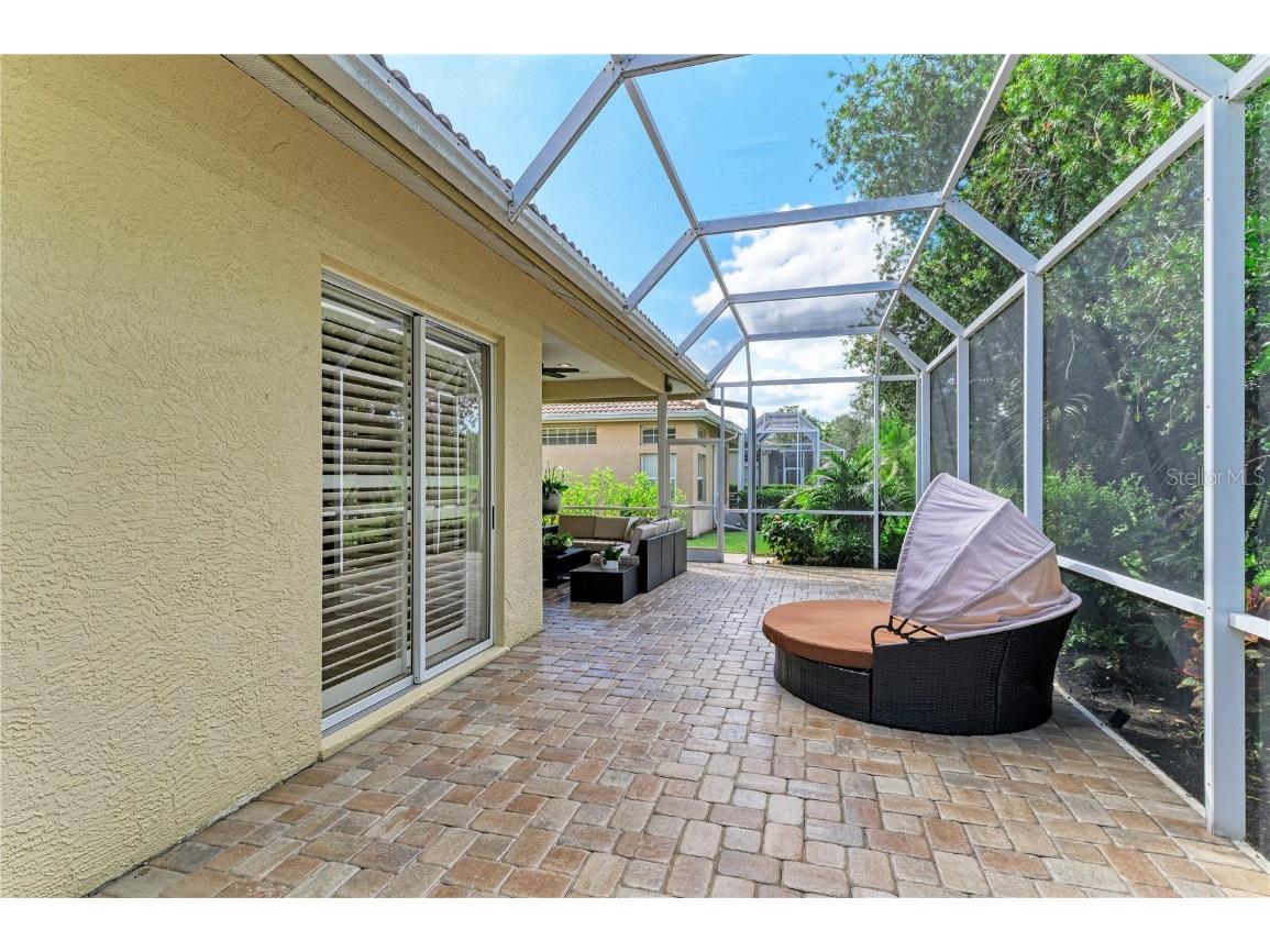 6622 Oakbrooke Circle Bradenton FL 34202 A4664766 image42