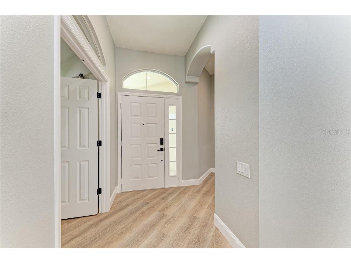 6622 Oakbrooke Circle Bradenton FL 34202 A4664766 image6