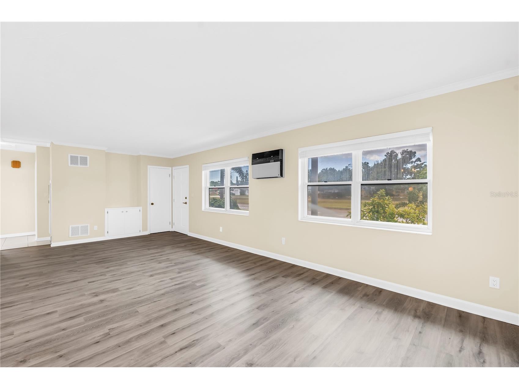 6623 16th Street N Saint Petersburg FL 33702 TB8436955 image13
