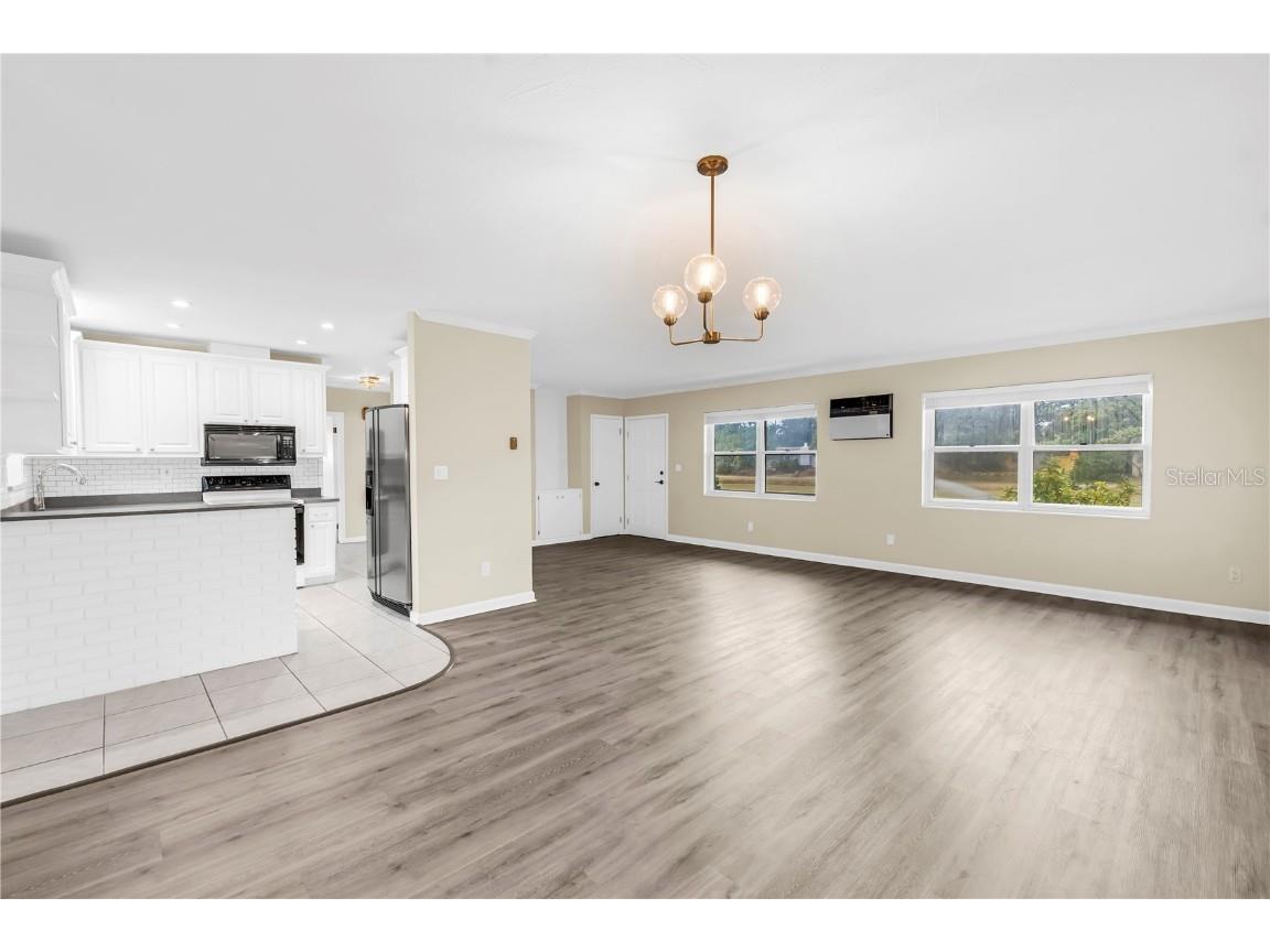 6623 16th Street N Saint Petersburg FL 33704 TB8436955 image16