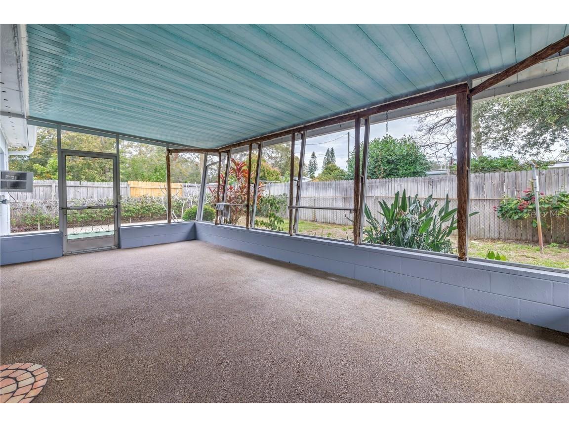 6623 16th Street N Saint Petersburg FL 33704 TB8436955 image44