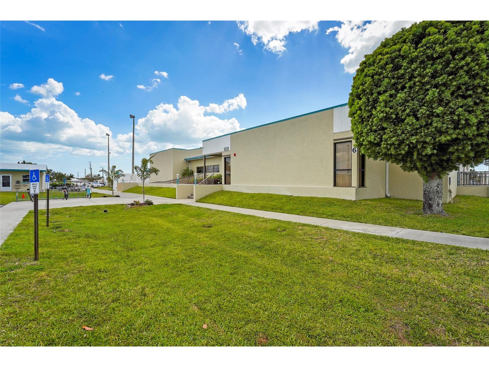 6624 Marina Drive Bradenton FL 34207 A4688788 image56