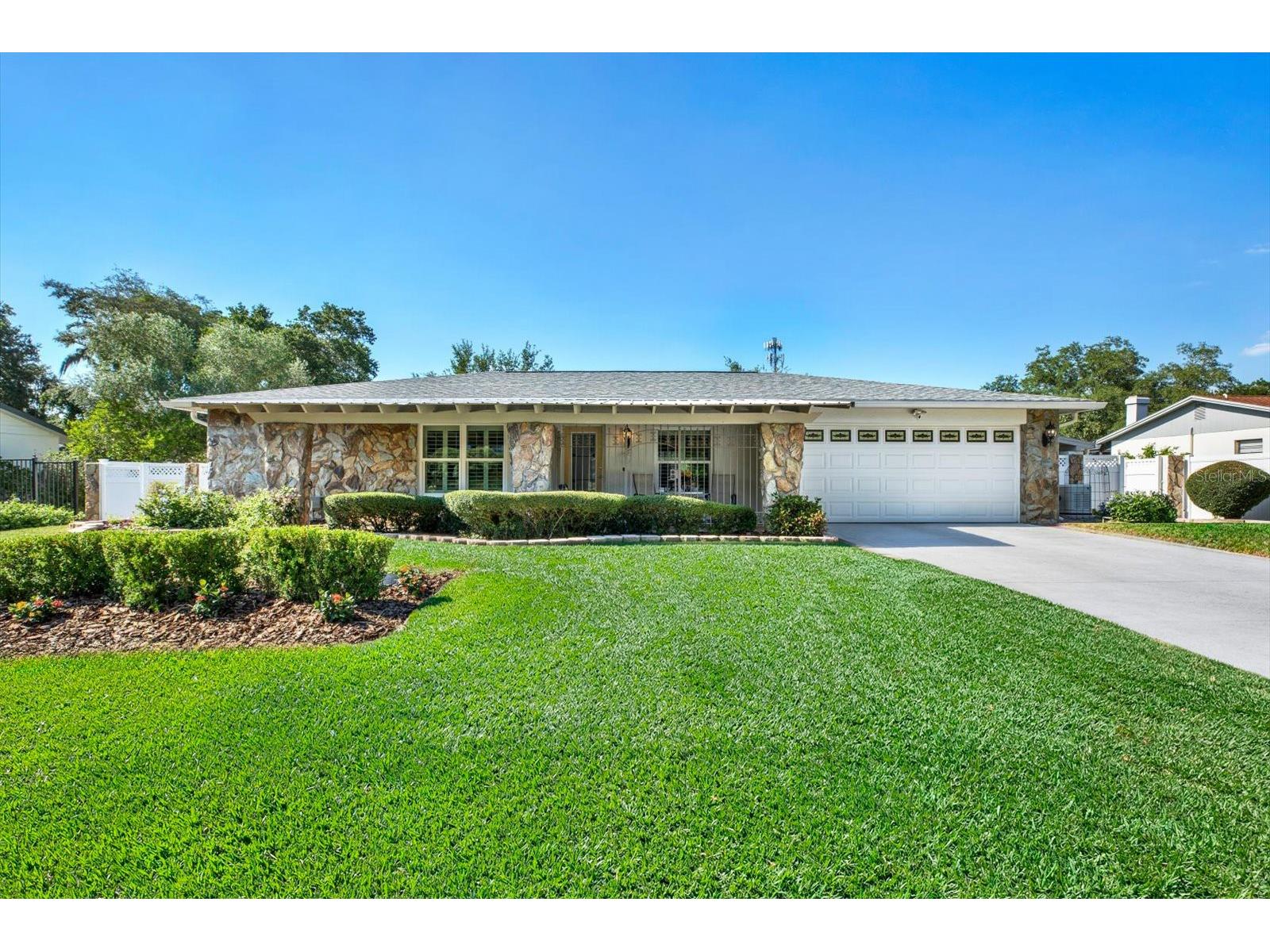6625 Baybrooks Circle Tampa FL 33617 TB8510213 image1