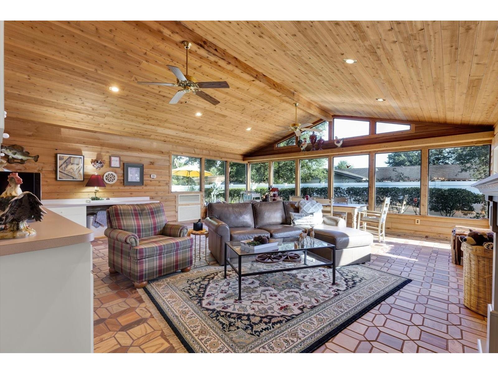 6625 Baybrooks Circle Tampa FL 33617 TB8510213 image19