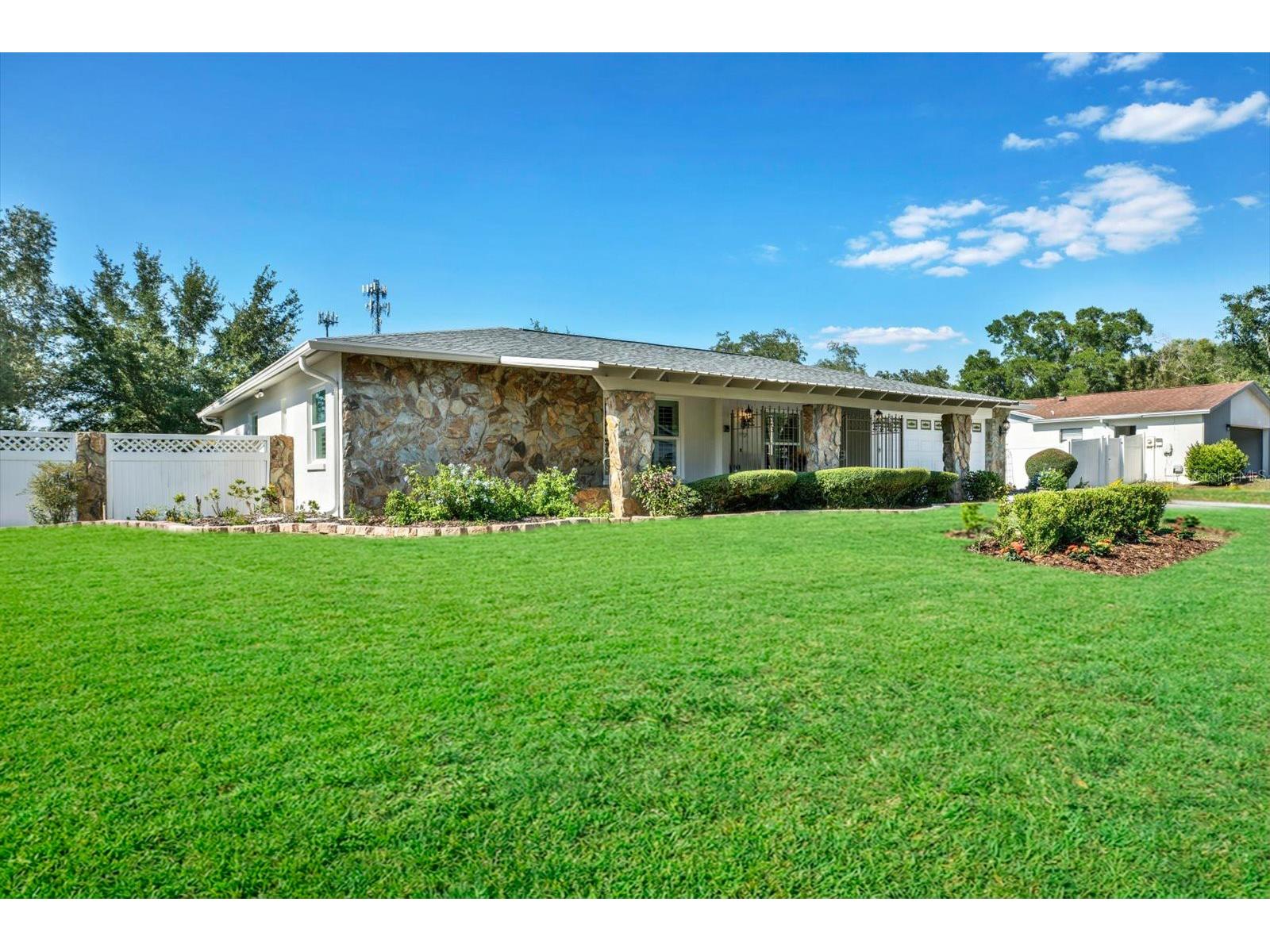 6625 Baybrooks Circle Tampa FL 33617 TB8510213 image2