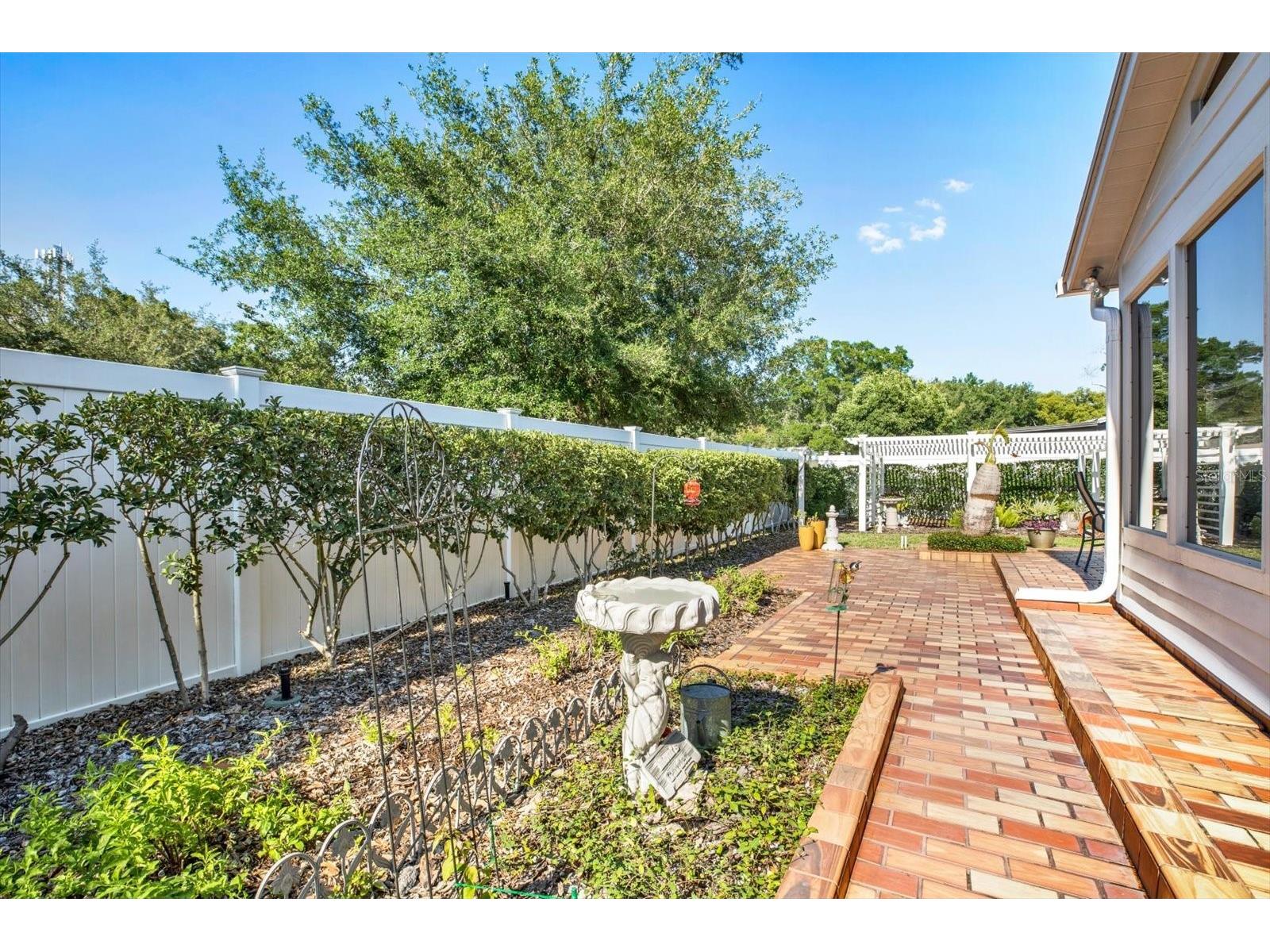 6625 Baybrooks Circle Tampa FL 33617 TB8510213 image45