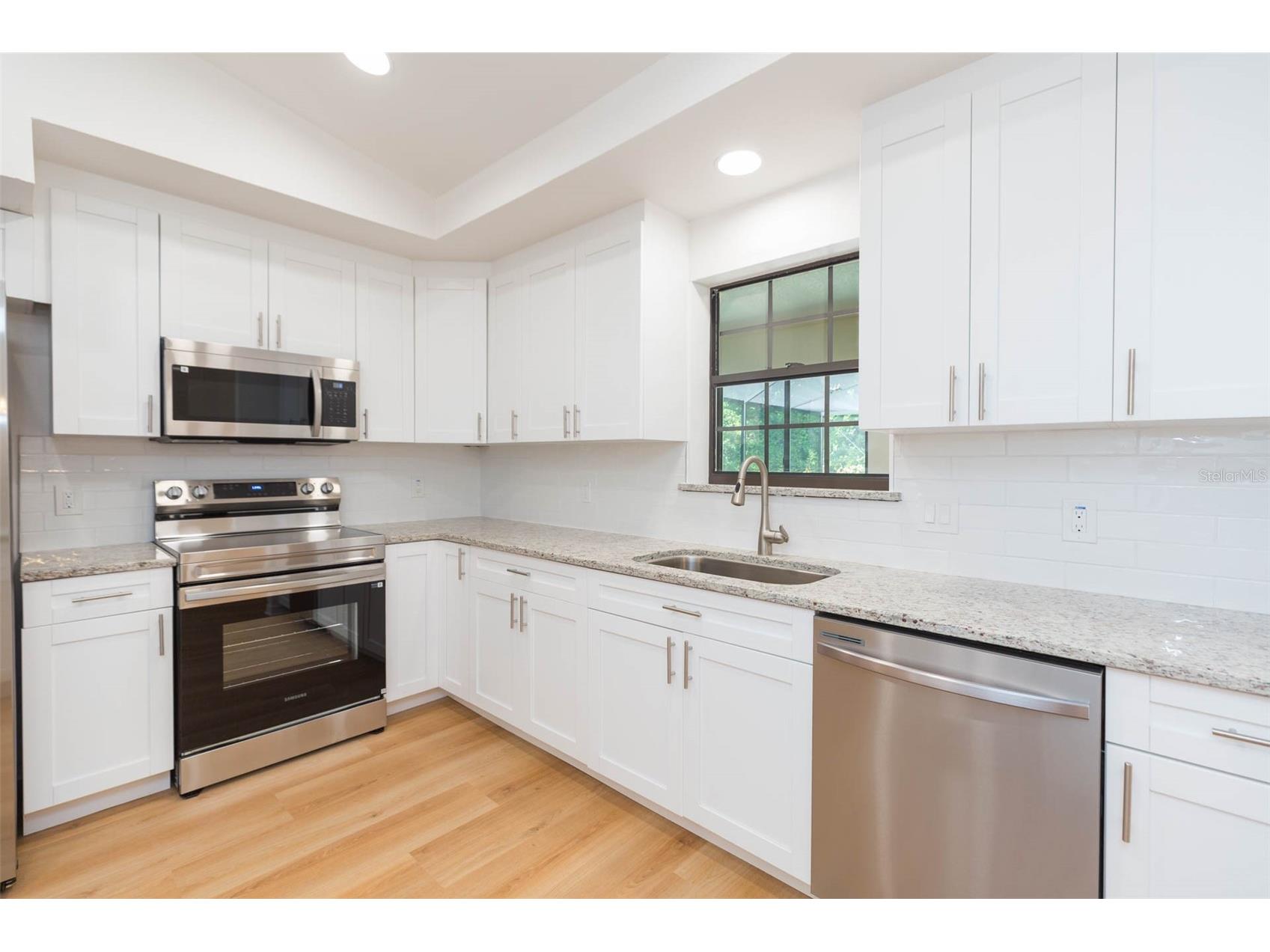 6625 Foxmoor Drive Zephyrhills FL 33542 TB8492654 image12