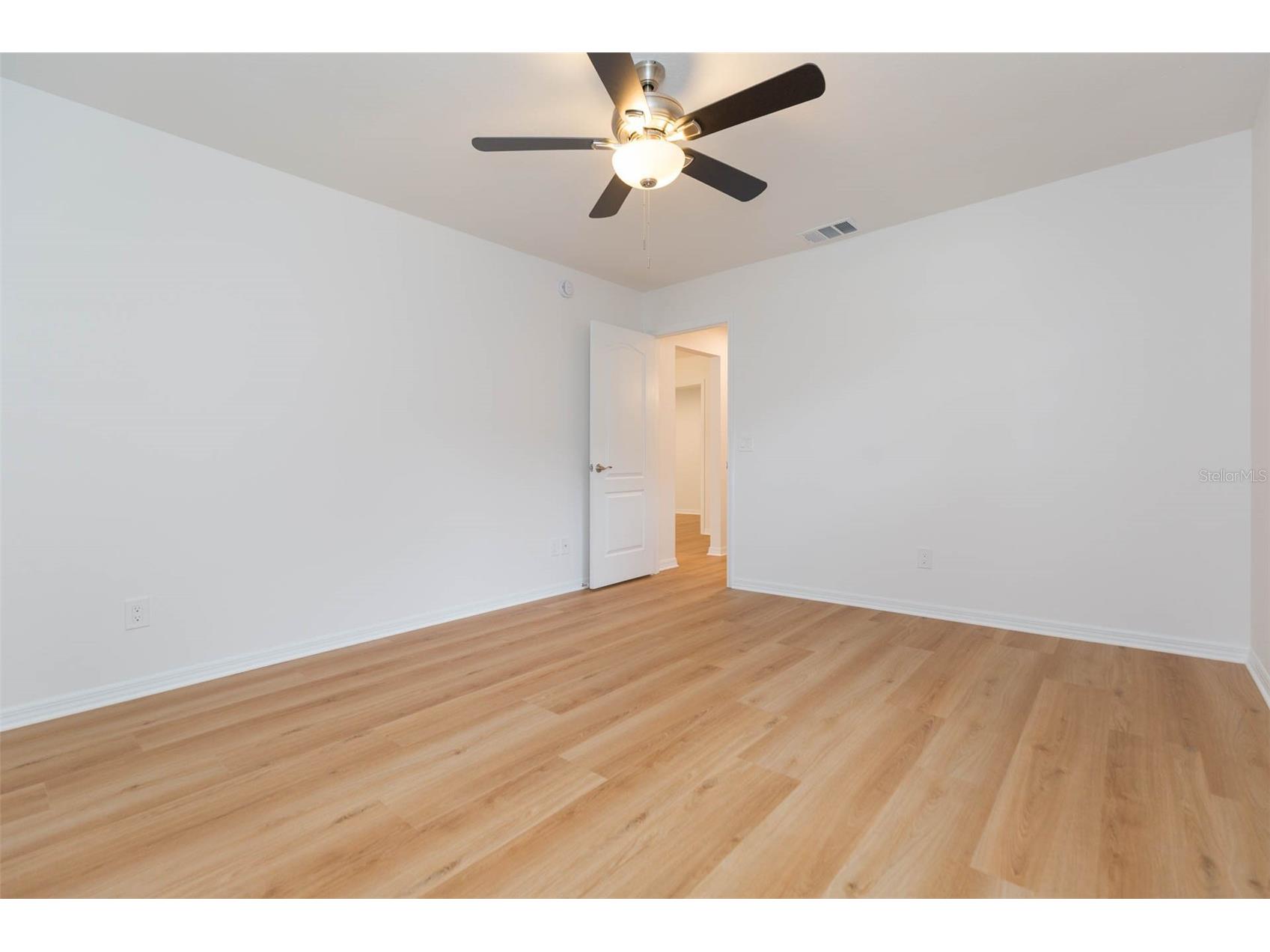 6625 Foxmoor Drive Zephyrhills FL 33542 TB8492654 image16