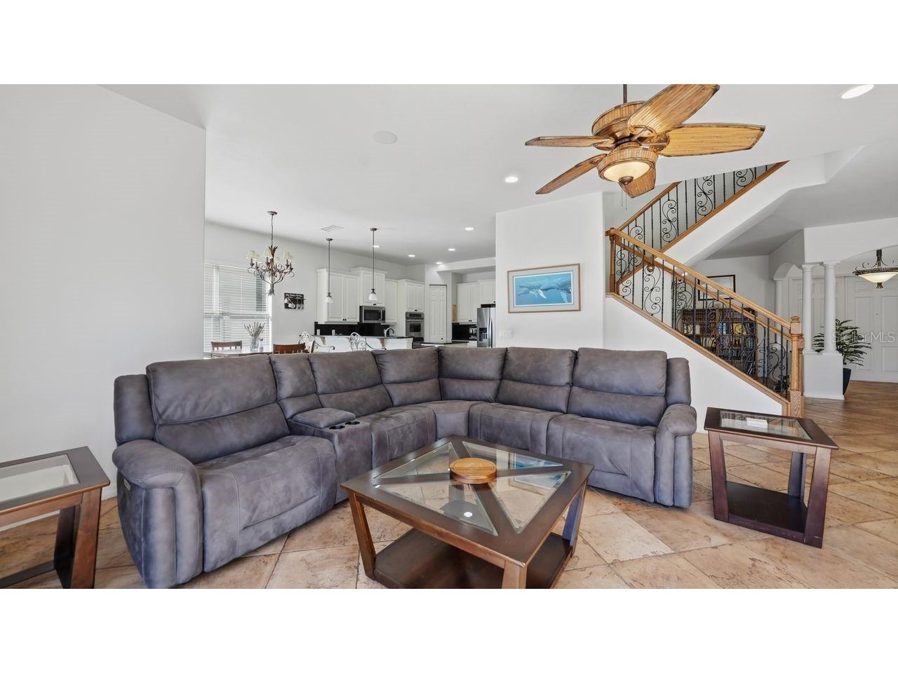 6627 38th Lane E Sarasota FL 34243 A4677863 image12