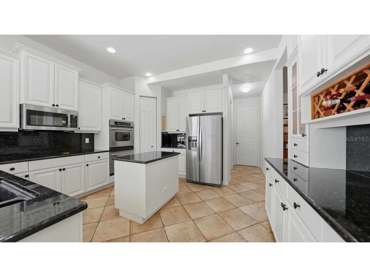 6627 38th Lane E Sarasota FL 34243 A4677863 image25