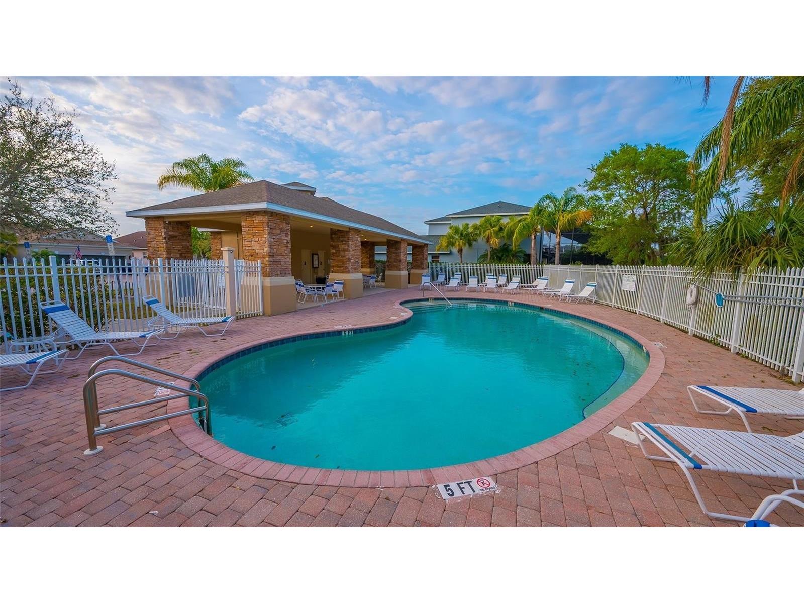 6627 38th Lane E Sarasota FL 34243 A4677863 image84