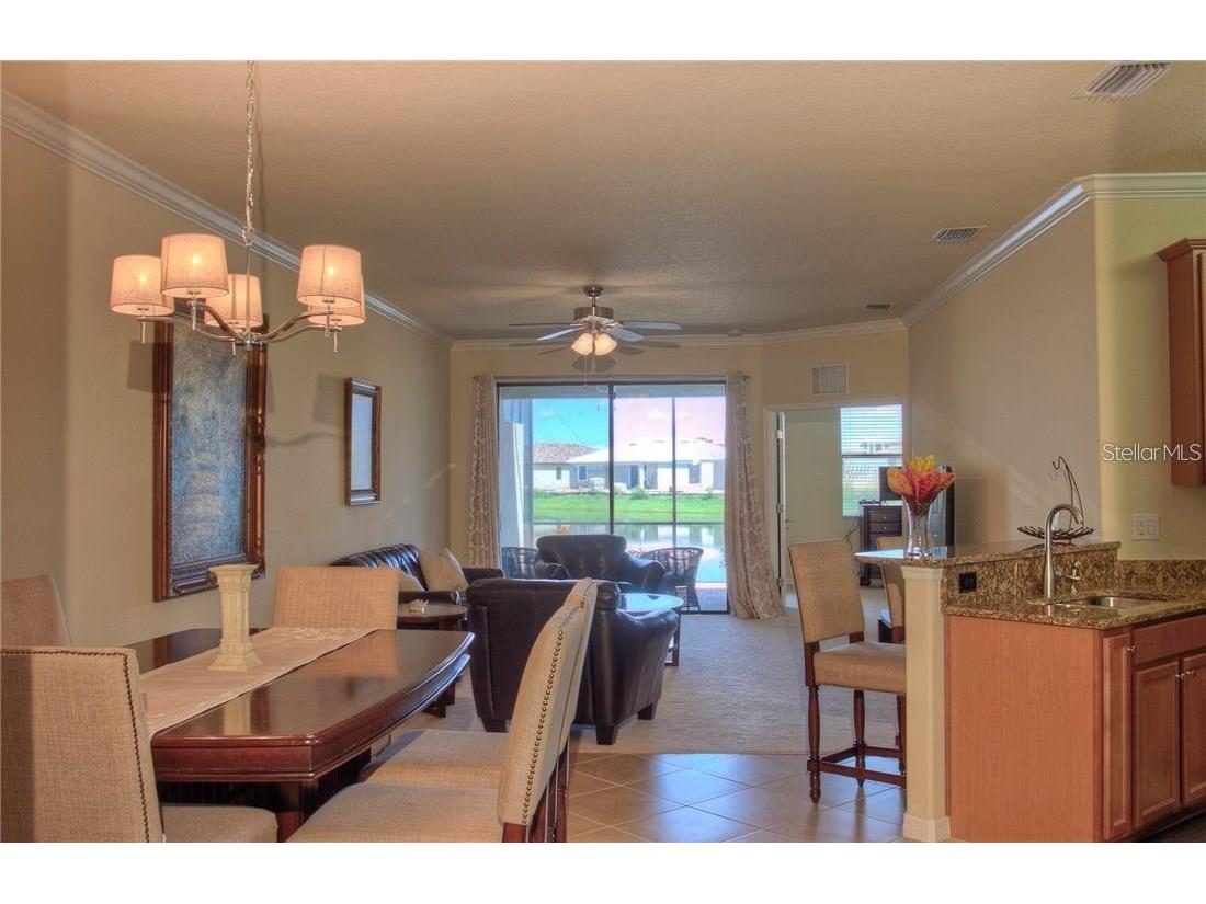 6627 Candlestick Drive Bradenton FL 34212 A4631369 image3