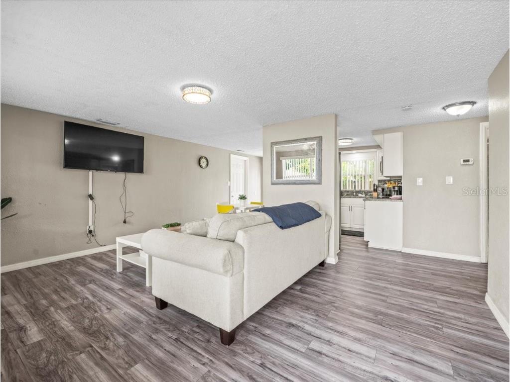 6627 Main Street New Port Richey FL 34653 TB8377920 image3