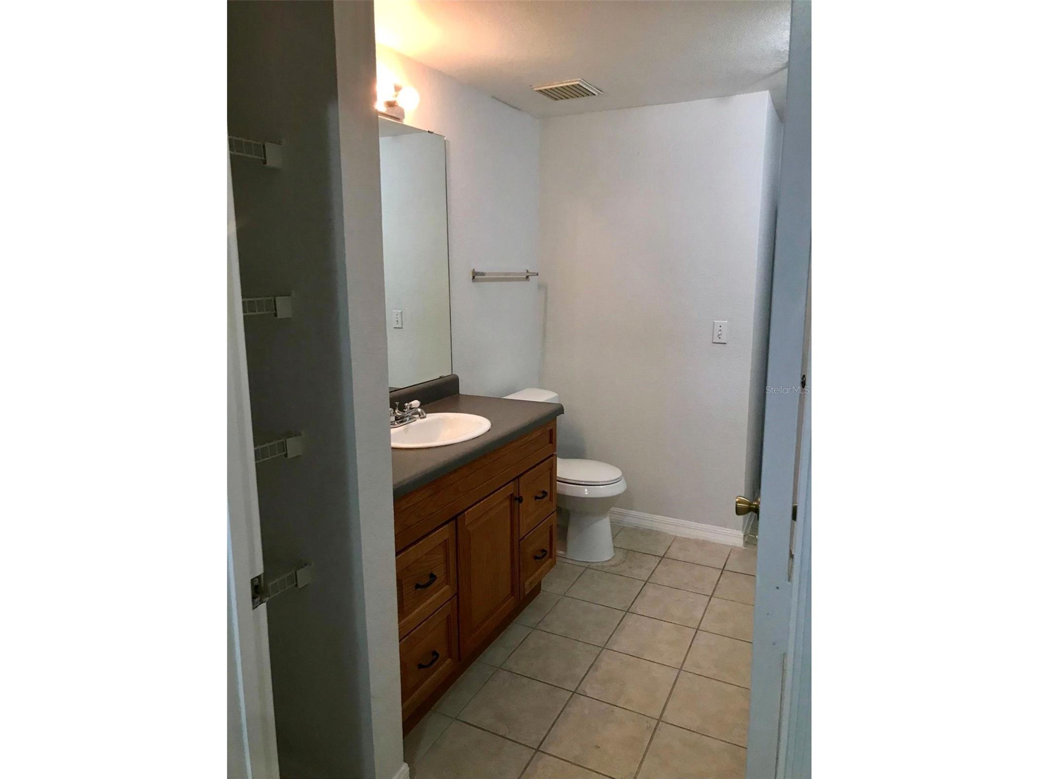 6627 Queens Borough Avenue #108 Orlando FL 32835 - TURKEY LAKE O6419826 image17