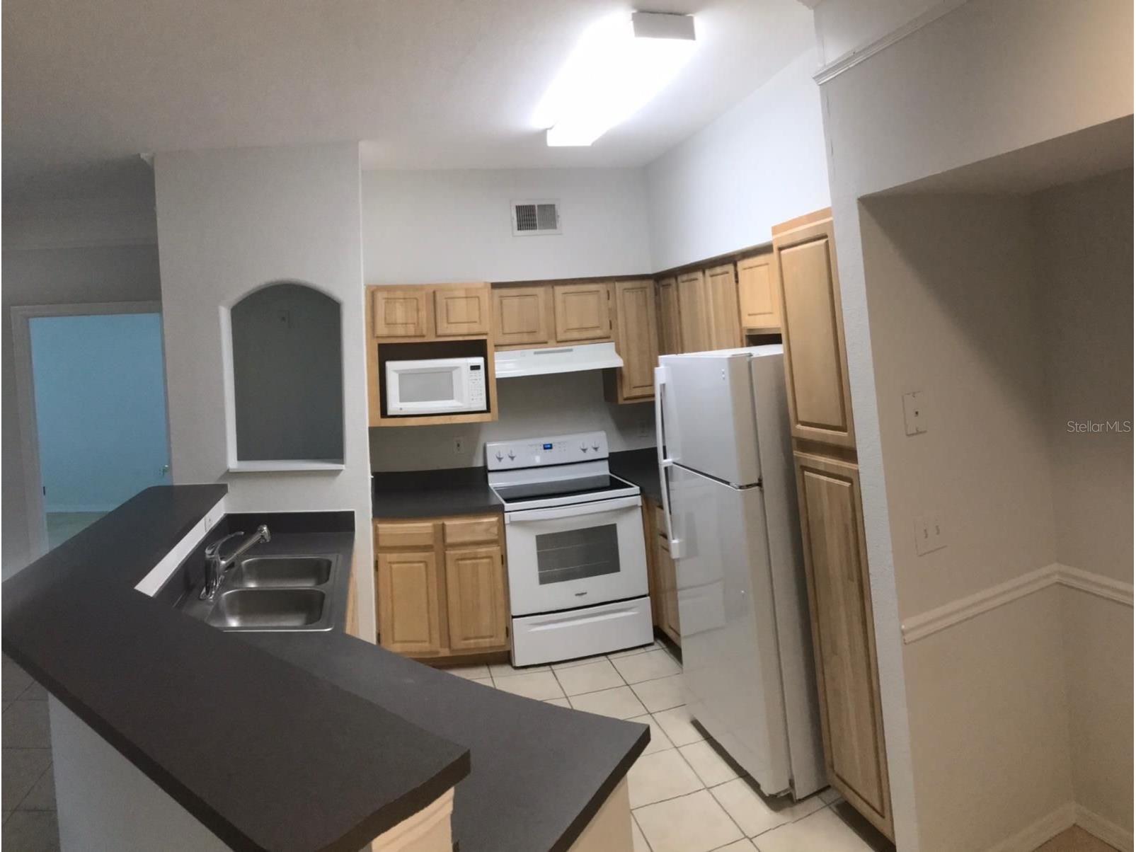 6627 Queens Borough Avenue #108 Orlando FL 32835 - TURKEY LAKE O6419826 image8
