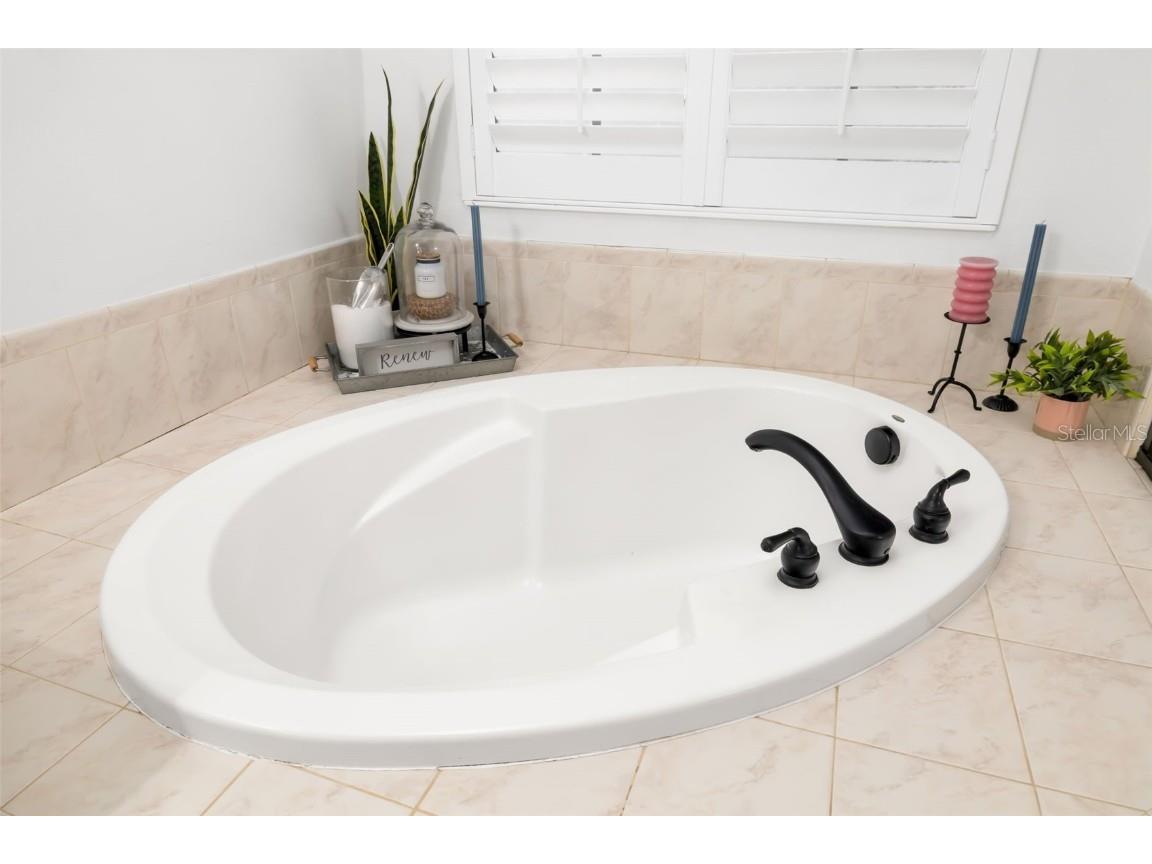 6627 Turnstone Lane Lakewood Ranch FL 34202 A4660326 image42