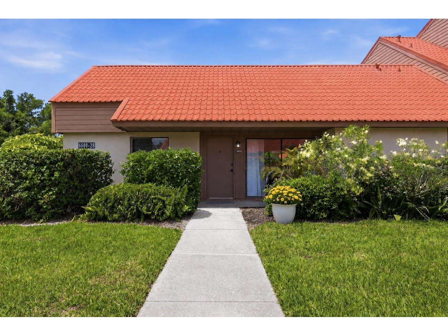 6628 Draw Lane #122 Sarasota FL 34238 A4693276 image1