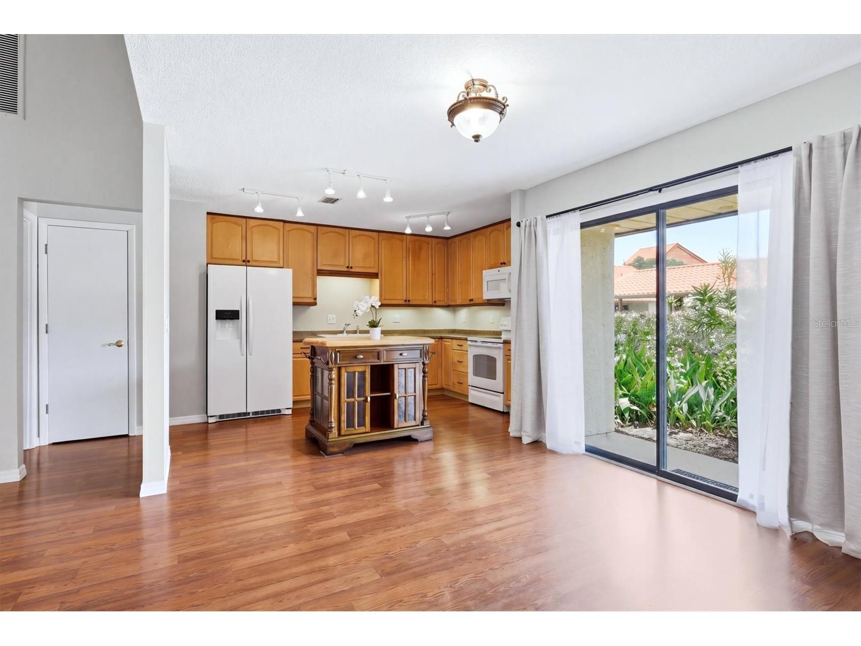 6628 Draw Lane #122 Sarasota FL 34238 A4693276 image10