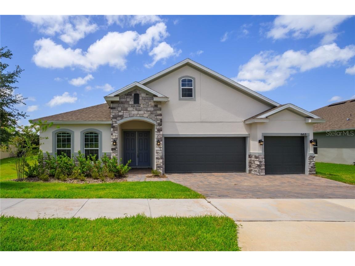 663 Avila Place Howey In The Hills FL 34737 G5072457 image1