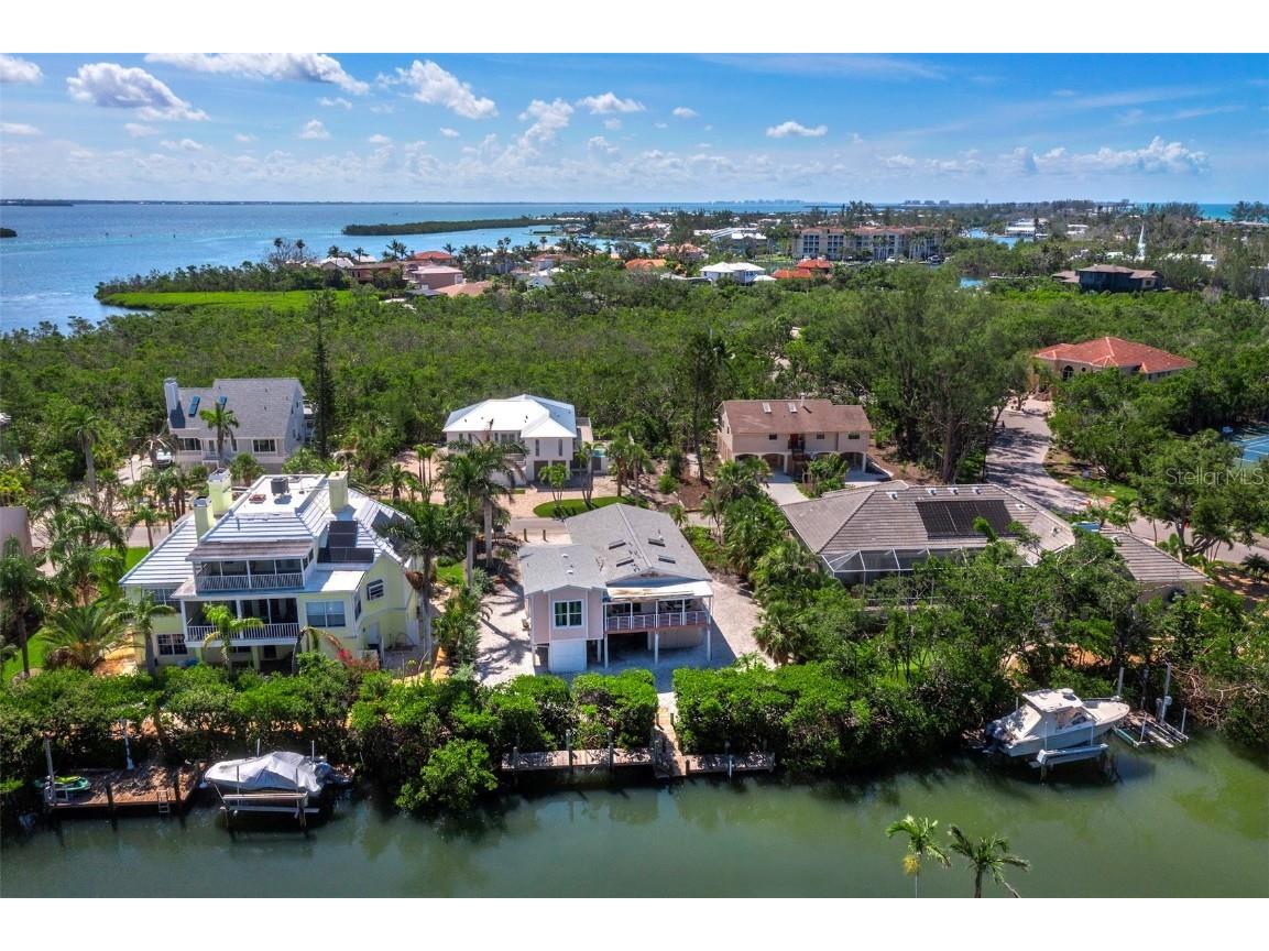 663 Penfield Street Longboat Key FL 34228 A4656256 image1
