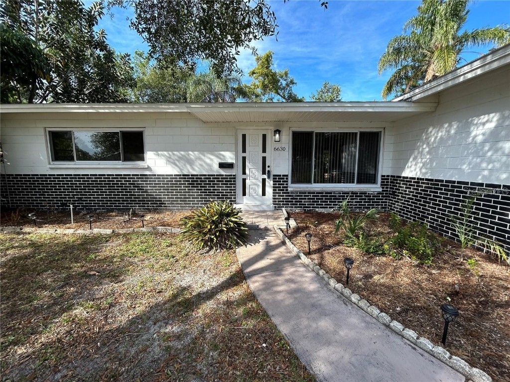 6630 21st Street N Saint Petersburg FL 33702 TB8414876 image1