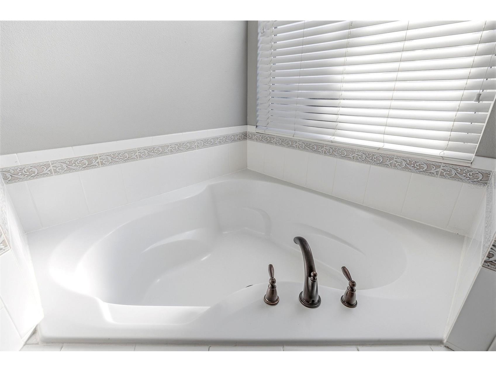 6631 63rd Terrace E Bradenton FL 34203 A4697513 image26
