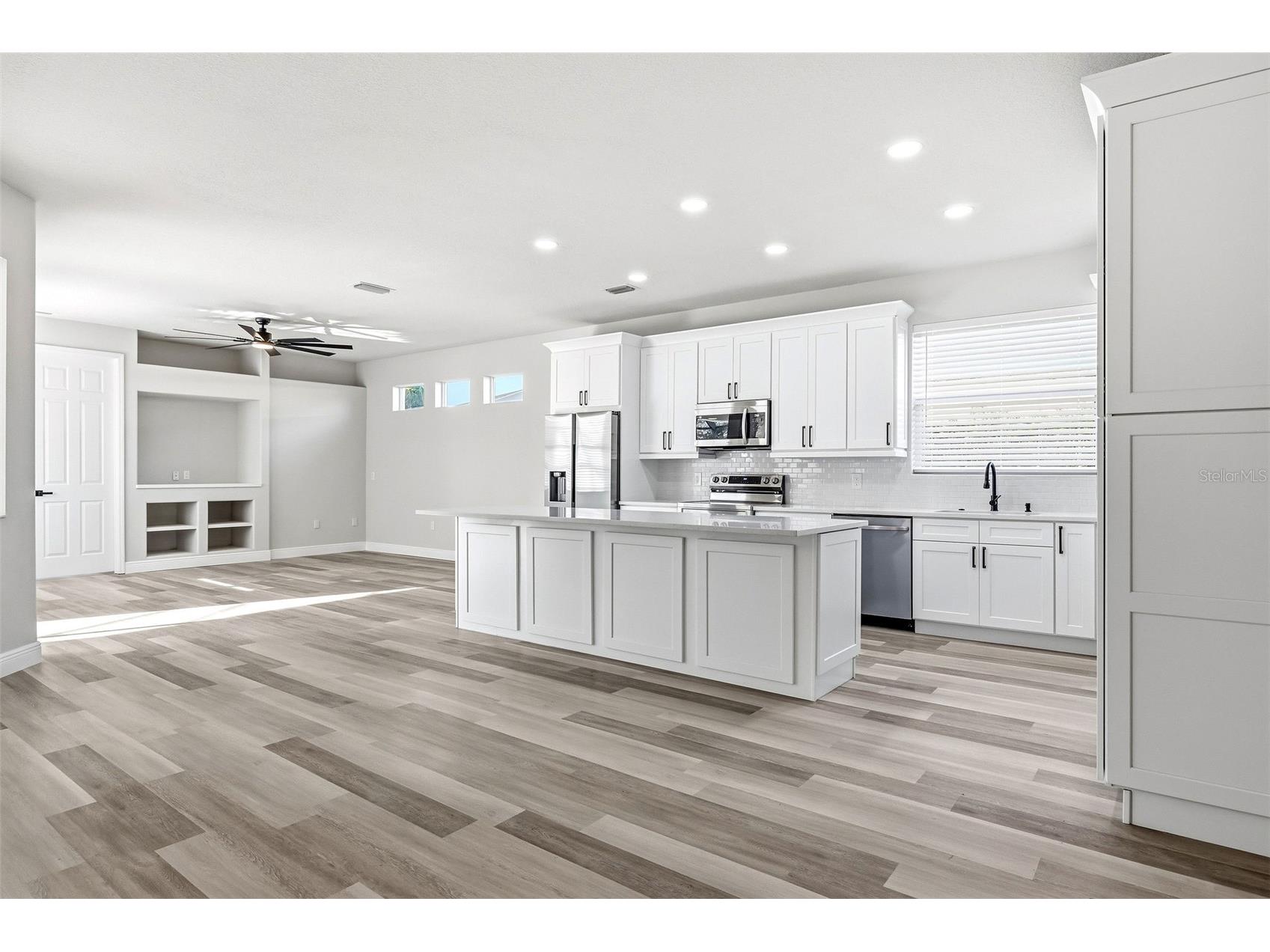 6631 63rd Terrace E Bradenton FL 34203 A4697513 image8