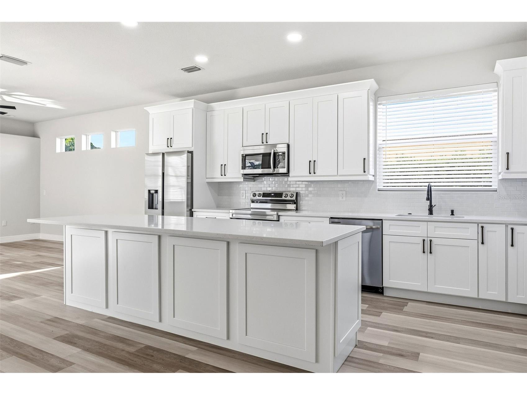 6631 63rd Terrace E Bradenton FL 34203 A4697513 image9