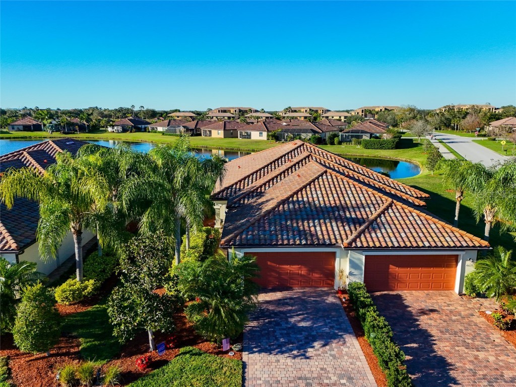 6631 Candlestick Drive Bradenton FL 34212 A4596869 image1