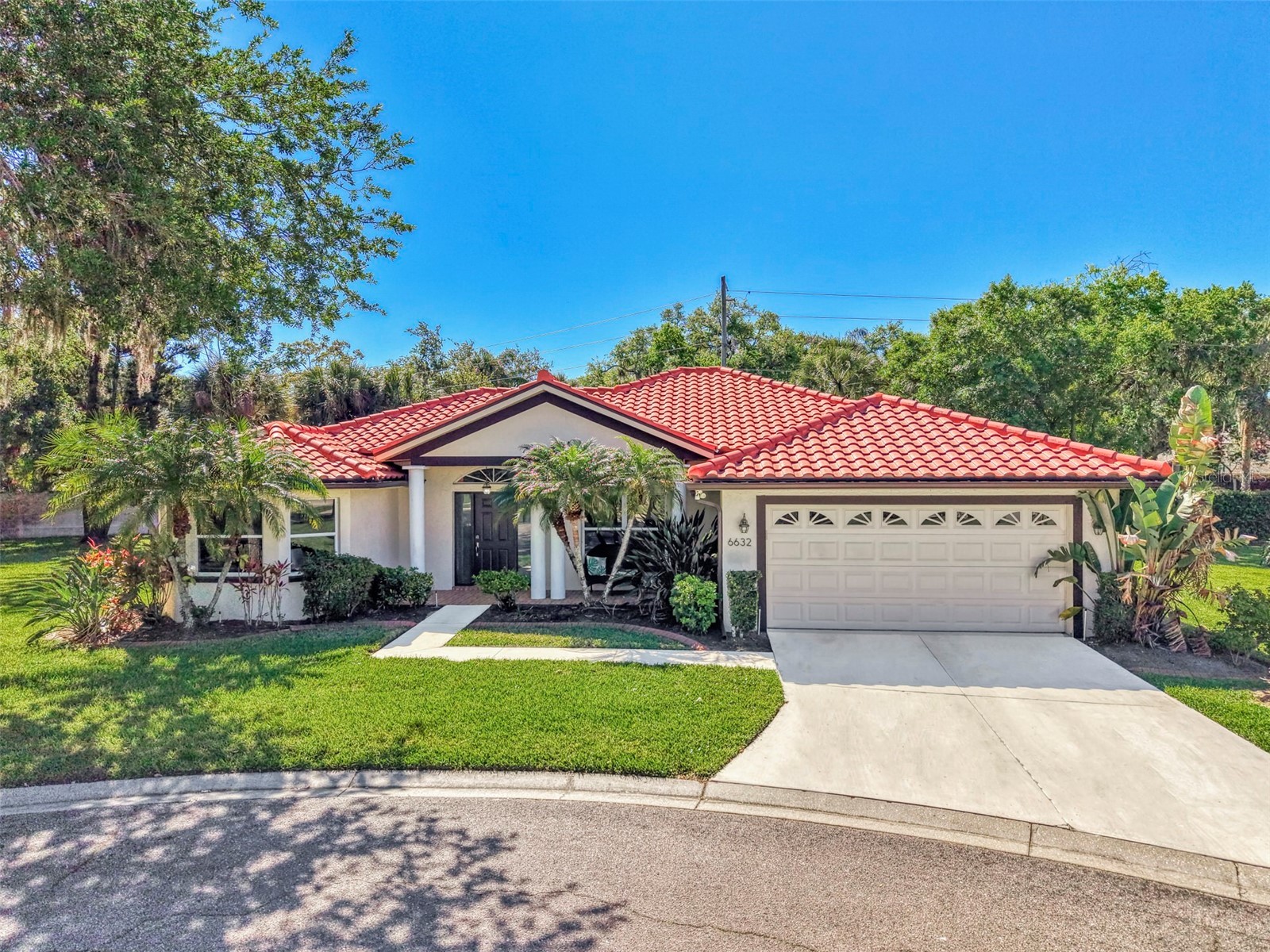 6632 Deering Circle Sarasota FL 34240 A4687399 image1
