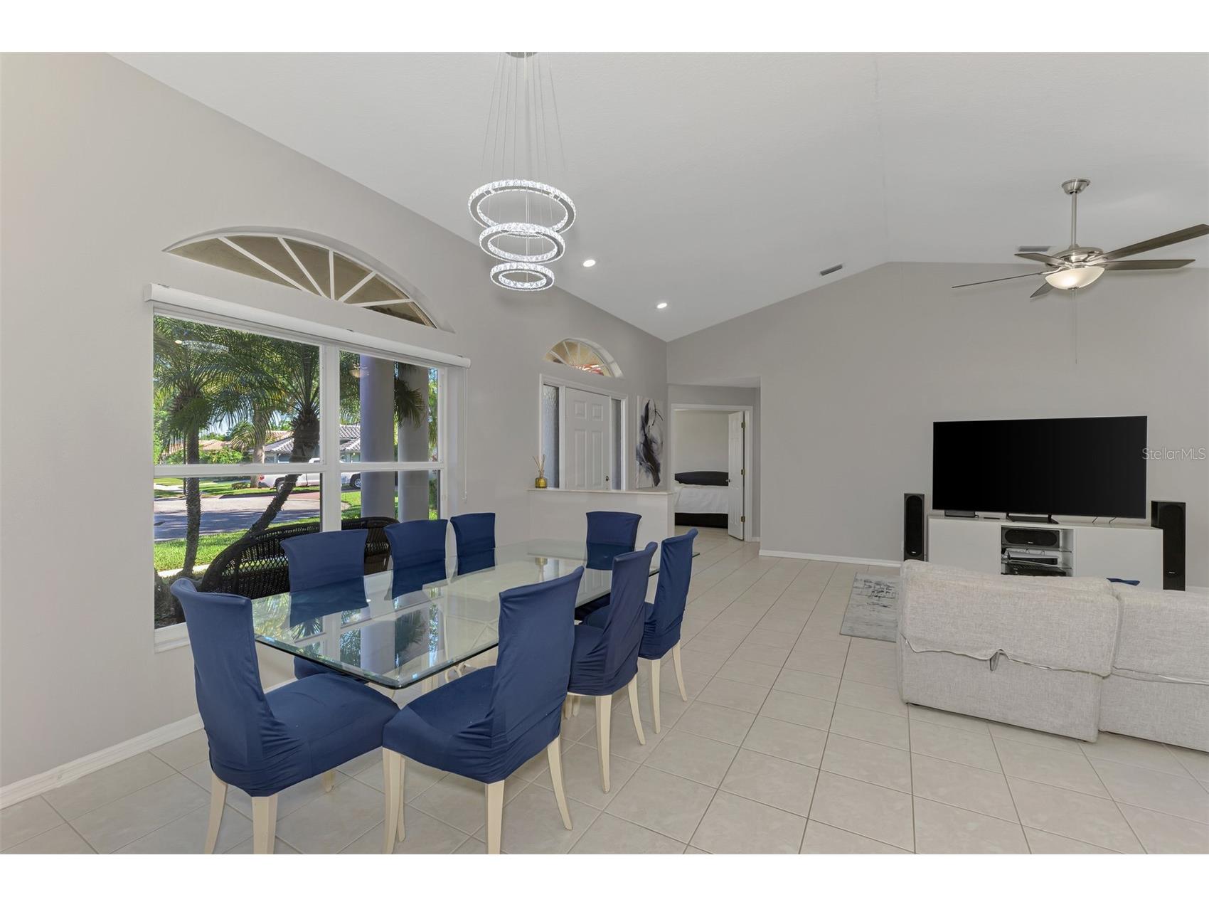 6632 Deering Circle Sarasota FL 34240 A4687399 image20