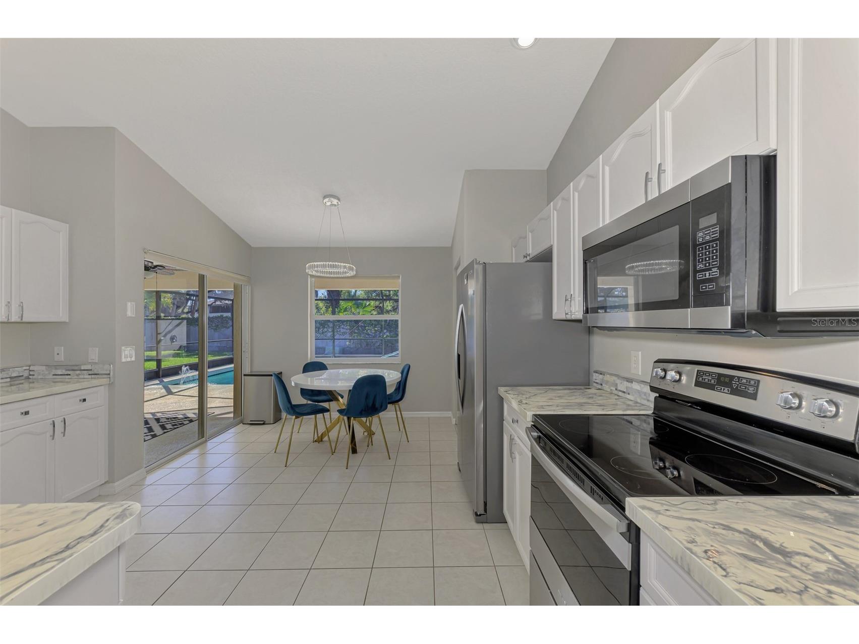 6632 Deering Circle Sarasota FL 34240 A4687399 image22