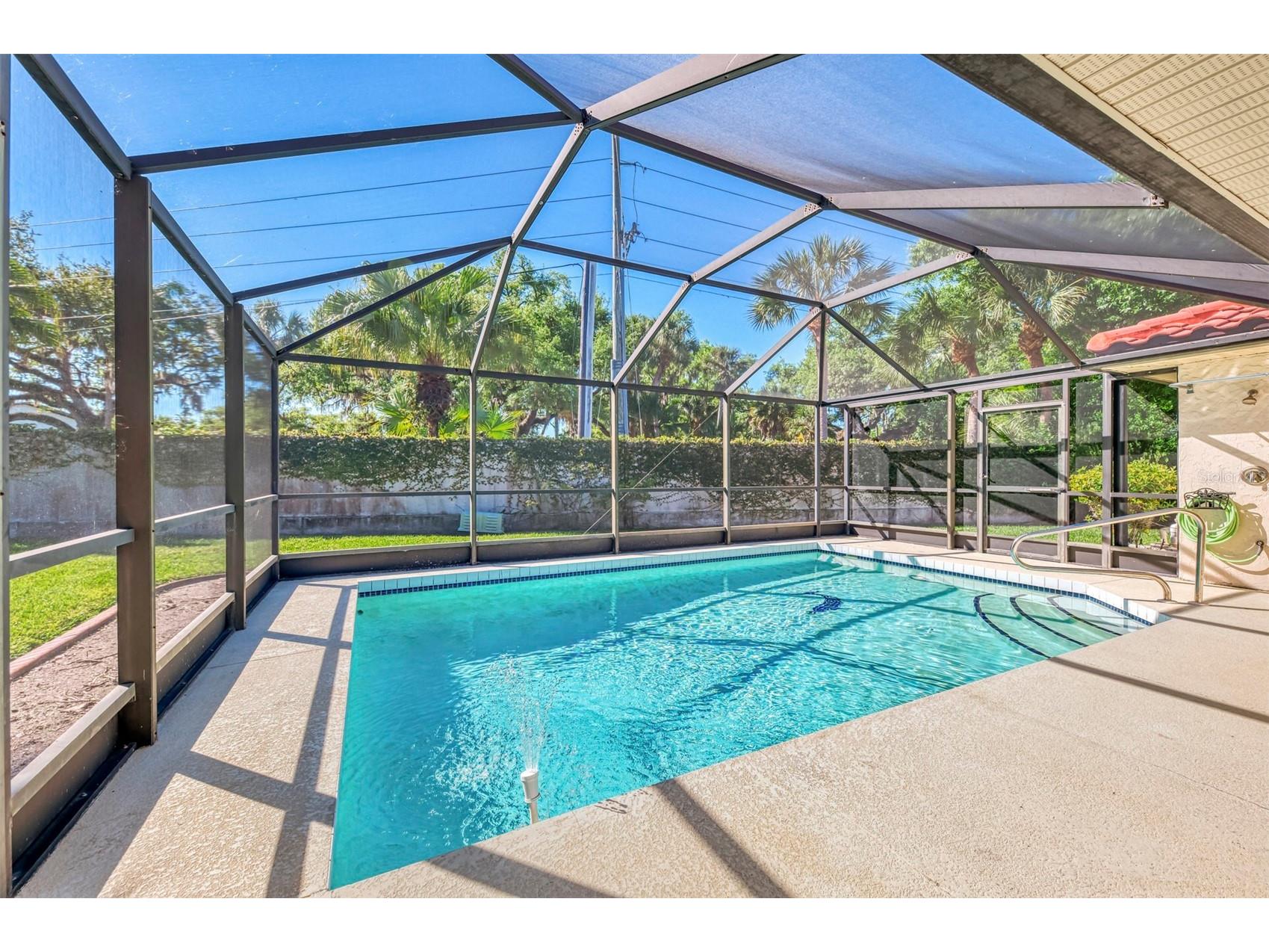 6632 Deering Circle Sarasota FL 34240 A4687399 image41