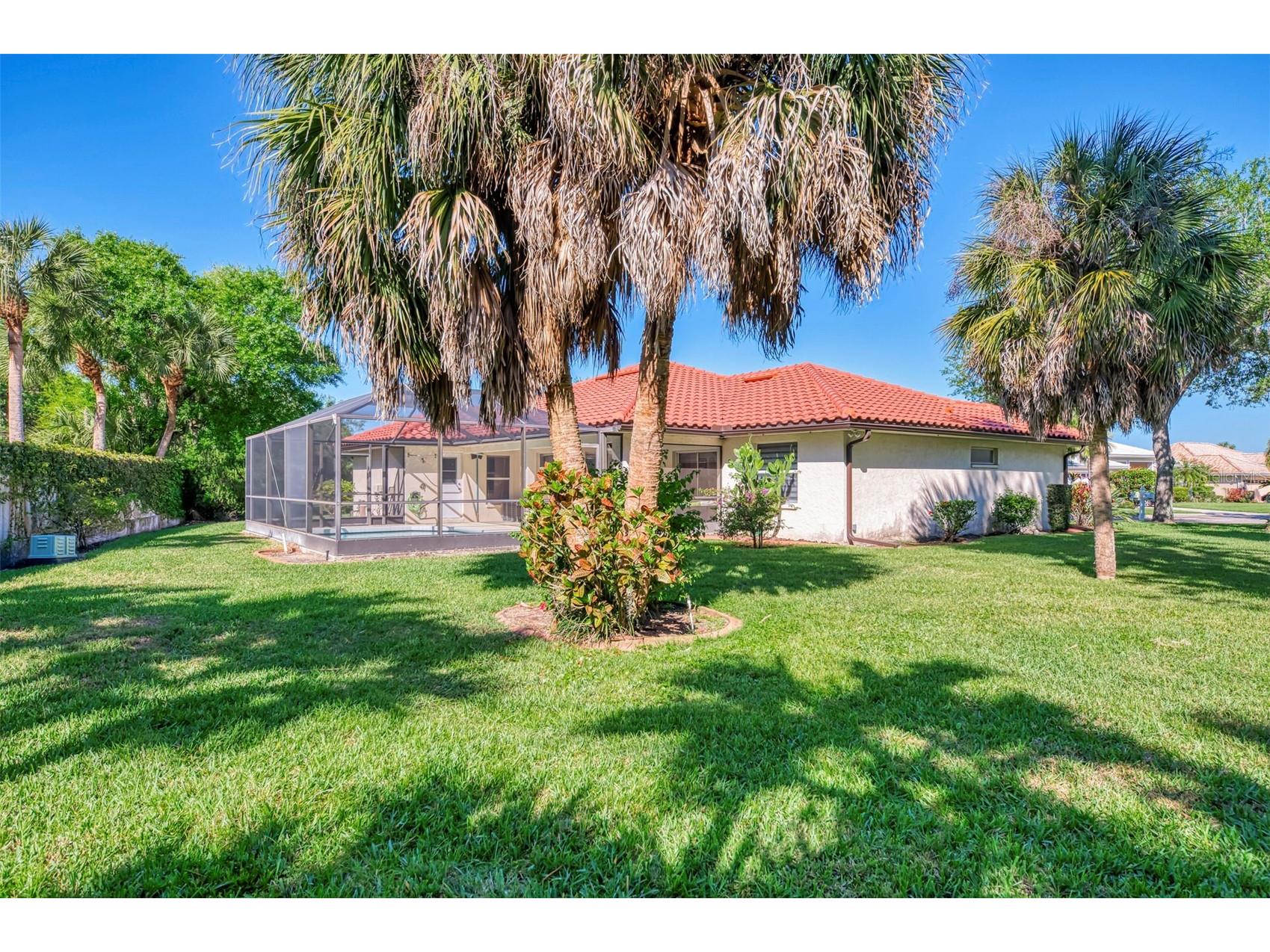 6632 Deering Circle Sarasota FL 34240 A4687399 image45