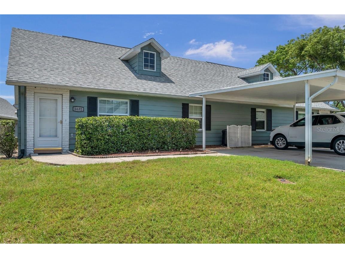 6632 Timbercove Ln #1A New Port Richey FL 34653 W7855878 image1