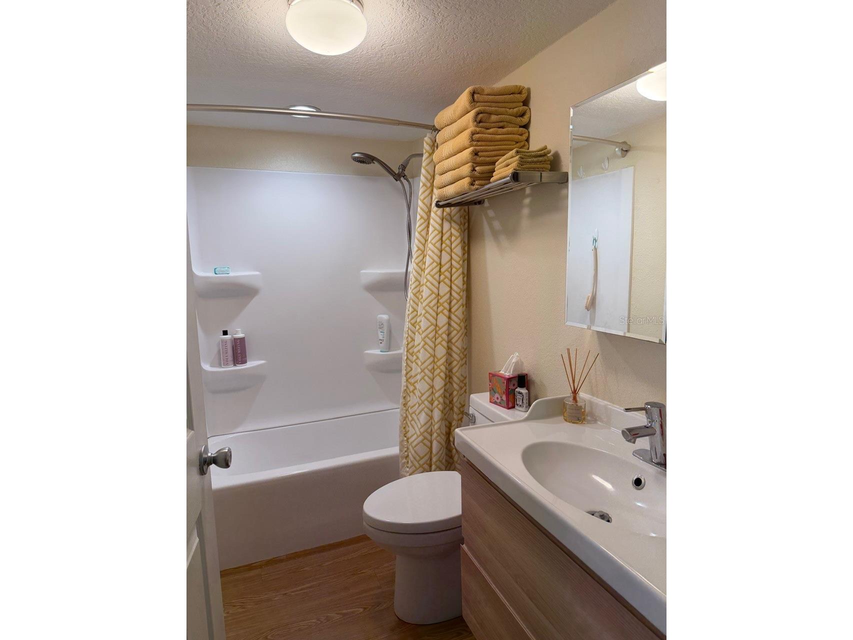 6633 53rd Avenue E #C-20 Bradenton FL 34203 A4687986 image17